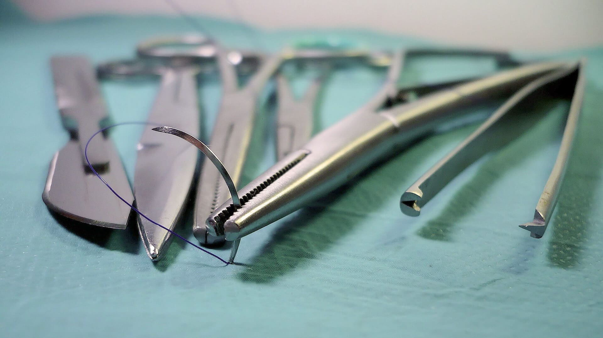 Skin-surgery