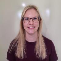 Dr Bronwyn Hoogland